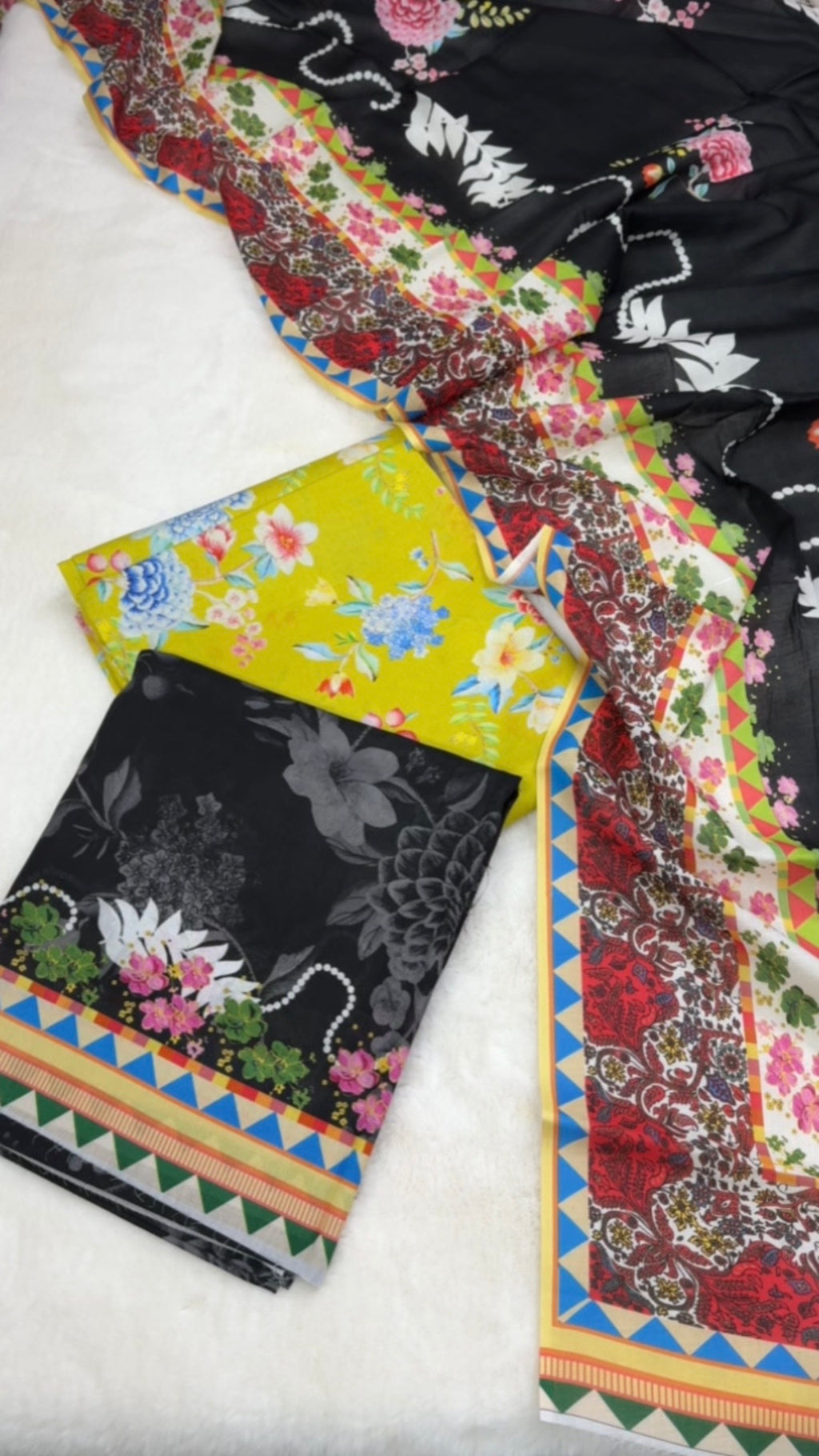 Deshi Boutique, T0044