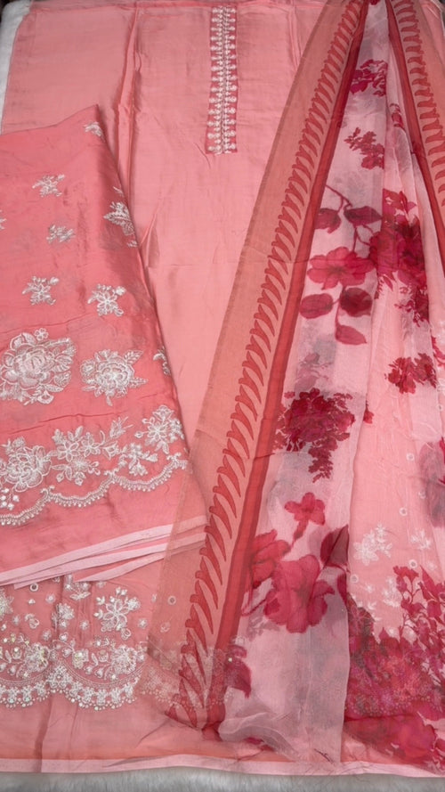 Deshi Boutique, CP1490
