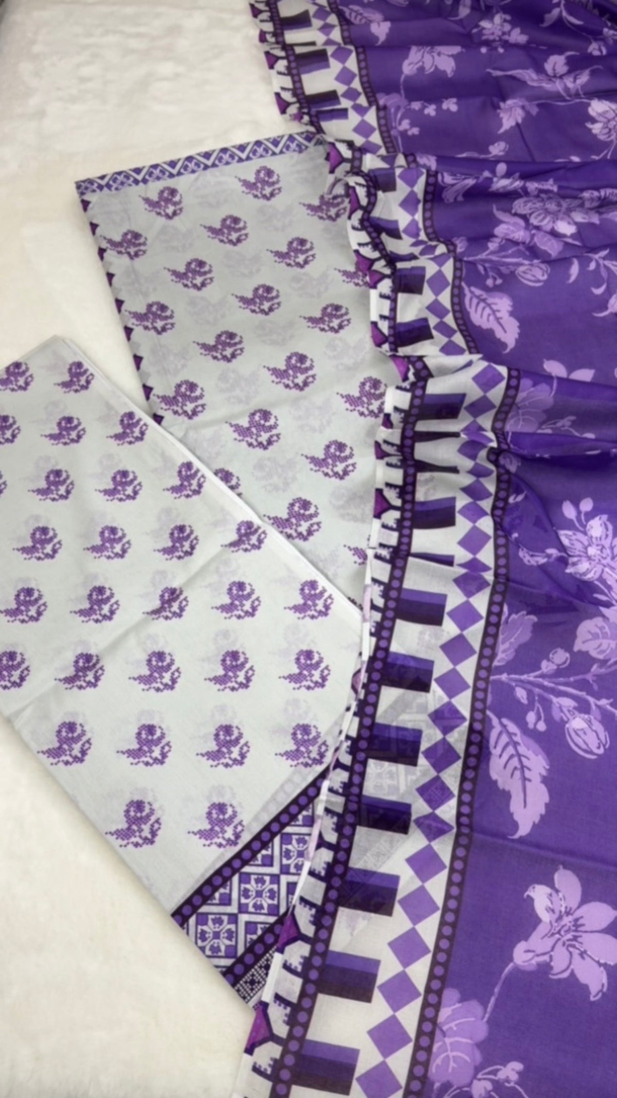 Deshi Boutique, T0045