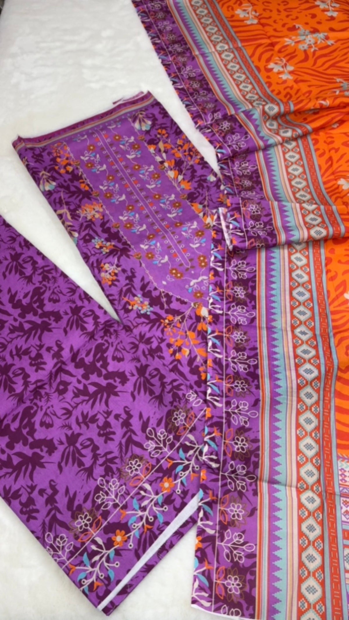 Deshi Boutique, T0037