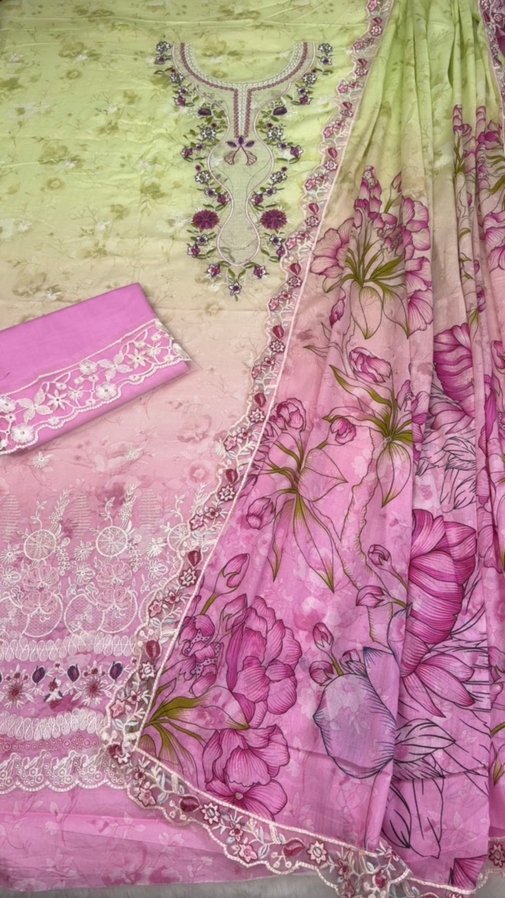 Deshi Boutique, MA380