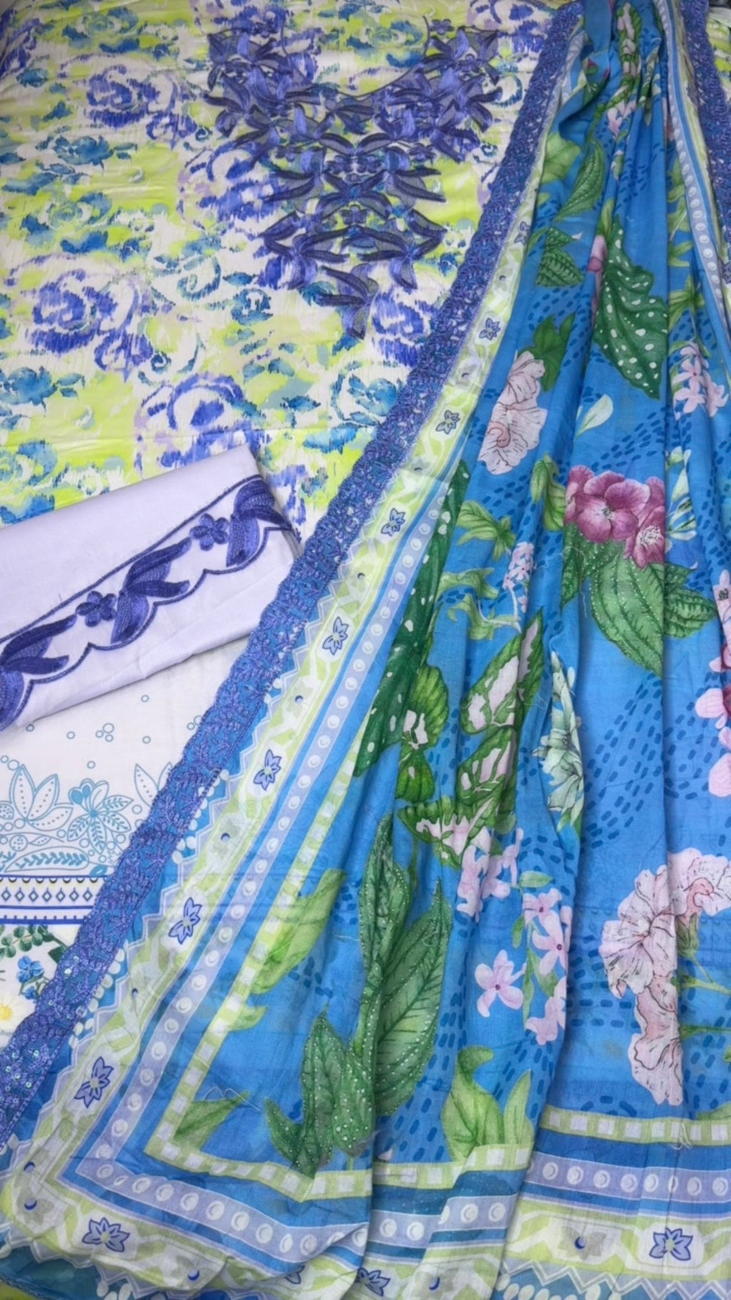 Deshi Boutique, MA373