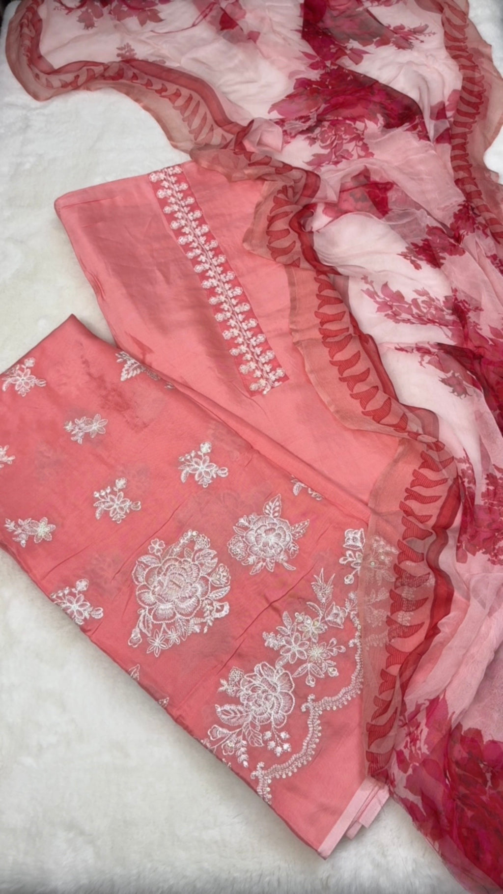 Deshi Boutique, CP1490