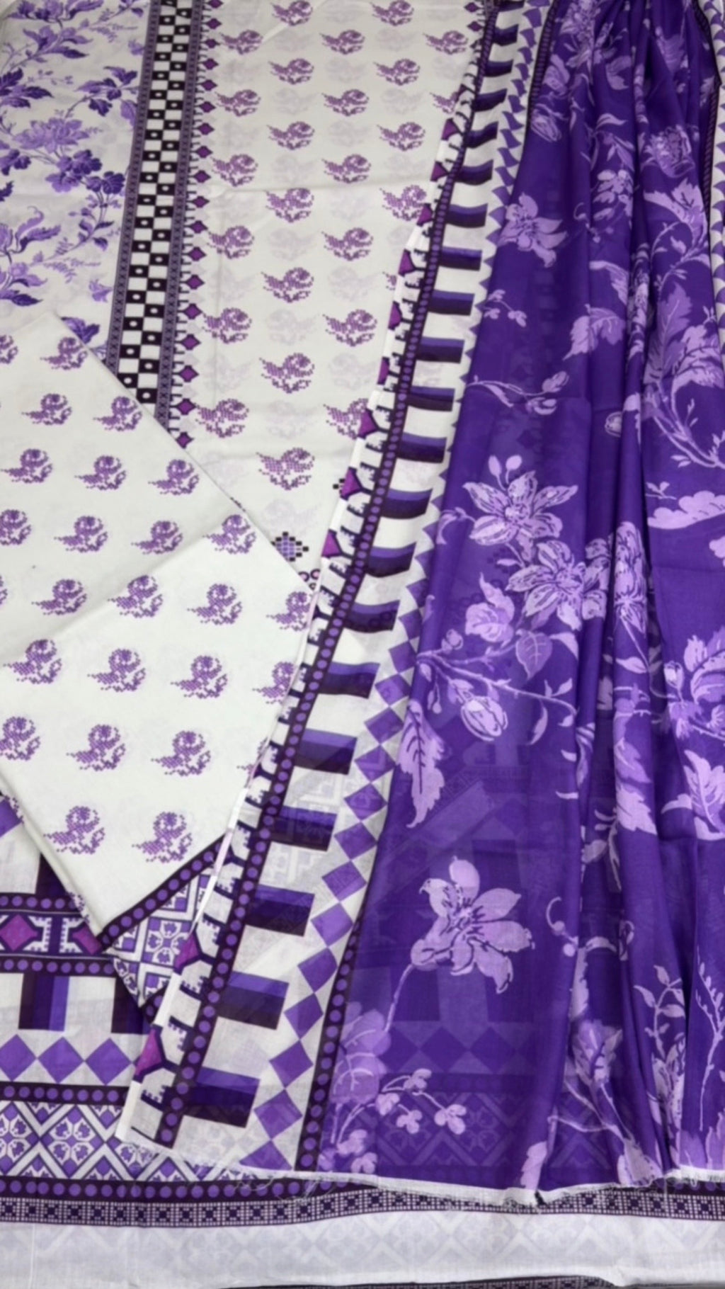 Deshi Boutique, T0045