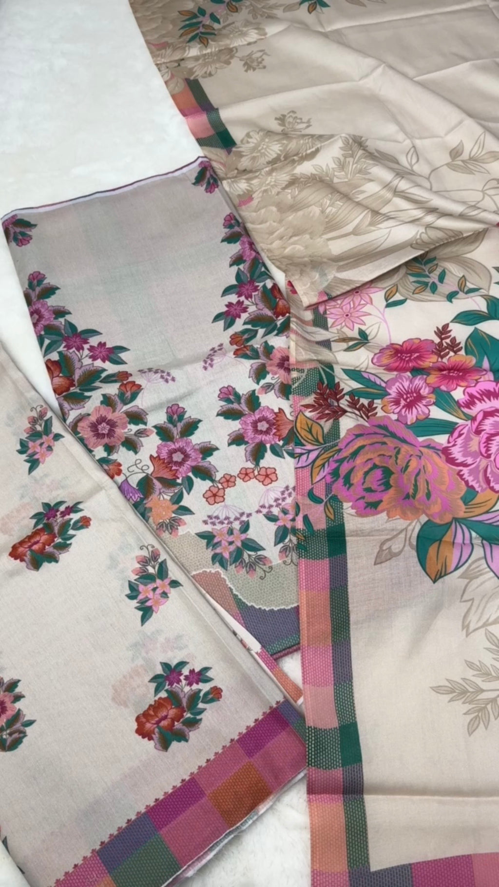 Deshi Boutique, T2624